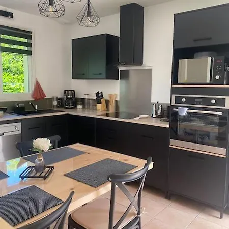 Location Saisonniere Meublee Holiday home Saint-Floxel